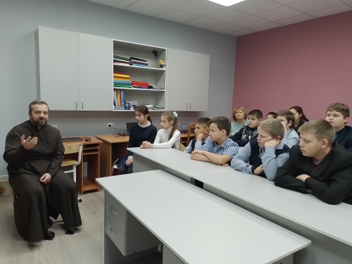 Встреча с настоятелем храма Святой Варвары Великомученицы отцом Александром.